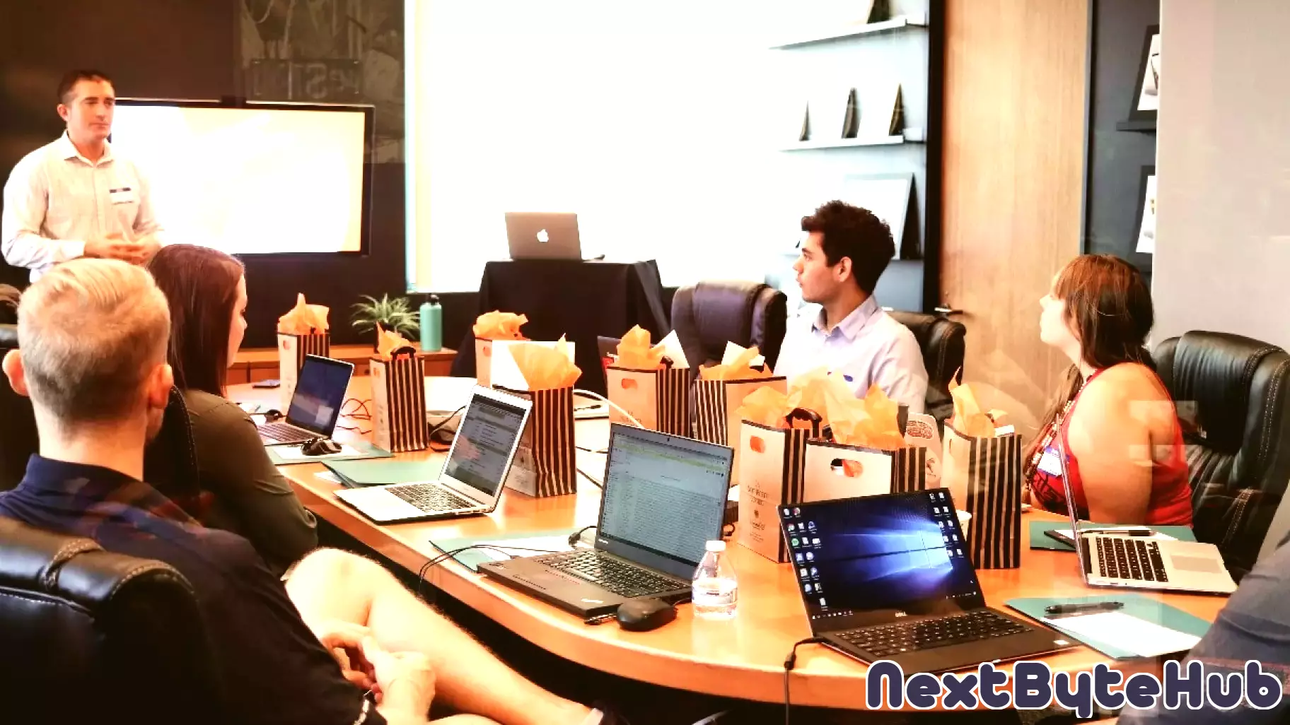 The Imperative for HR Transformation in a Tech-Driven Era